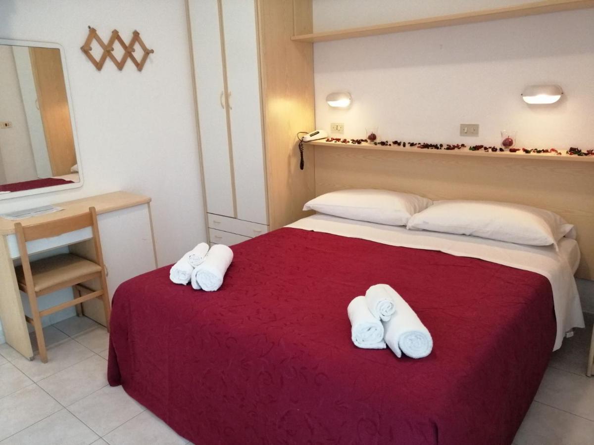 Hotel Alba Ρίμινι Εξωτερικό φωτογραφία