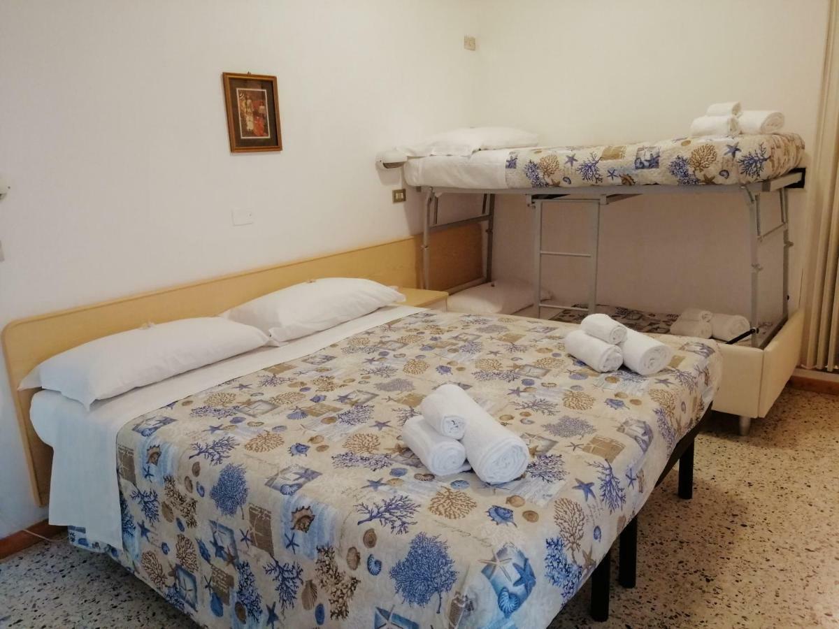 Hotel Alba Ρίμινι Εξωτερικό φωτογραφία